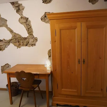 Haus Sibylle: Central, 3 Bedroom, Self-contained Saas-Fee