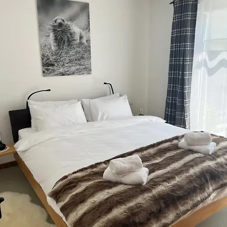 Haus Sibylle: Central, 3 Bedroom, Self-contained Apartment