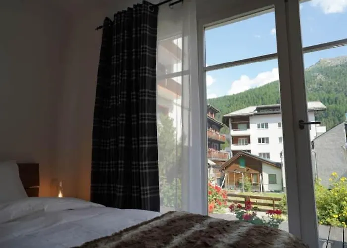 Haus Sibylle: Central, 3 Bedroom, Self-contained