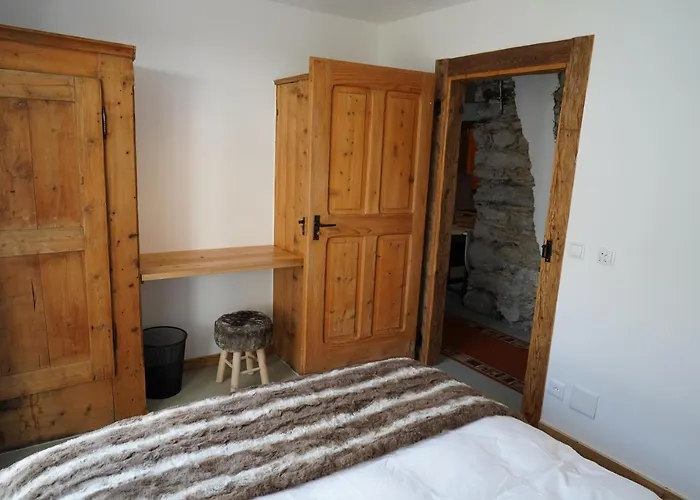 Haus Sibylle: Central, 3 Bedroom, Self-contained Daire Saas Fee